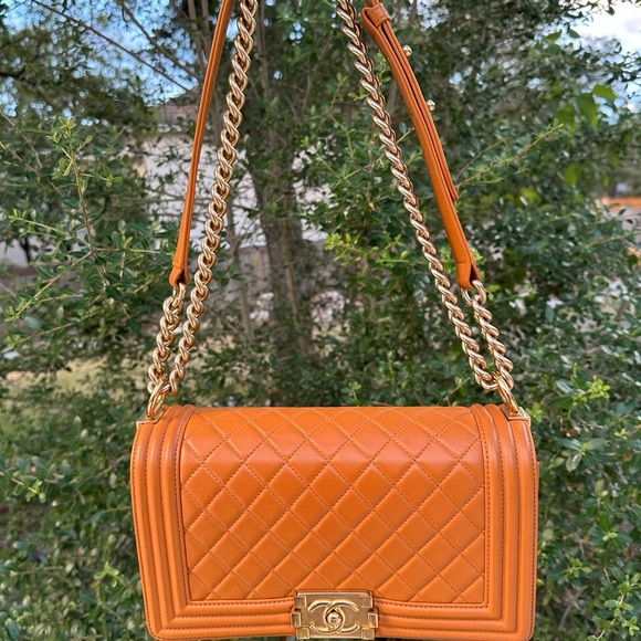 Chanel Old Medium Boy Handbag - Picture 9 of 14